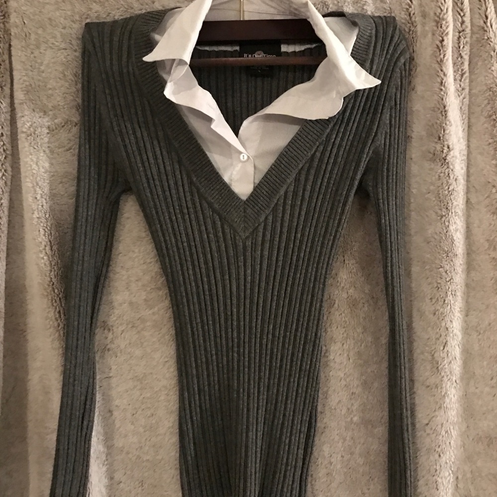 Ribbed grey business blouse